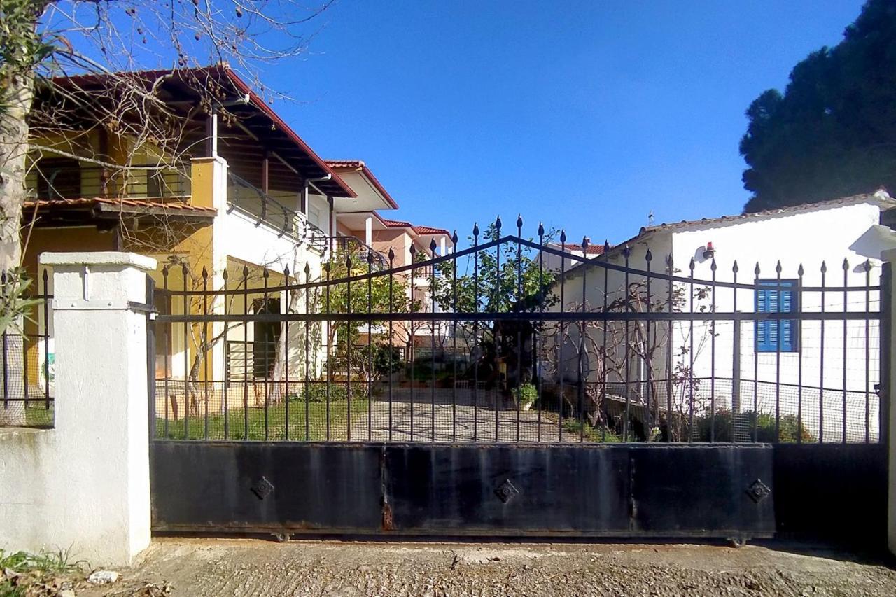 הוילה Nikiti Family House מראה חיצוני תמונה